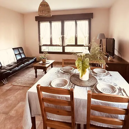 Castros Rurales A Apartment Llames de Pria